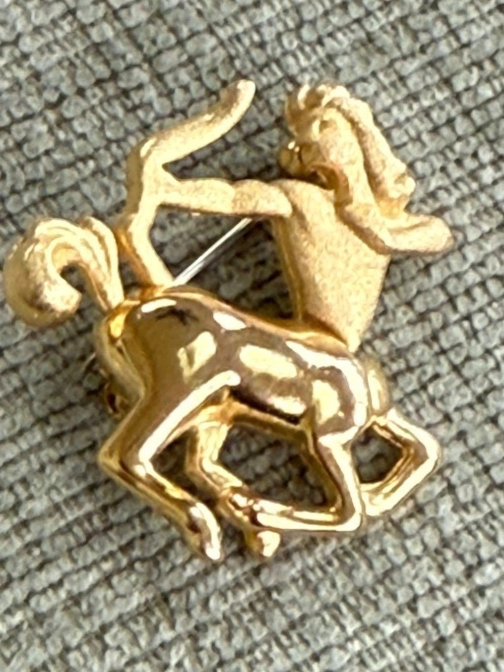 Vintage 1990s Satin Finish Goldtone Sagittarius Centaur Pin, Mythology Astrology